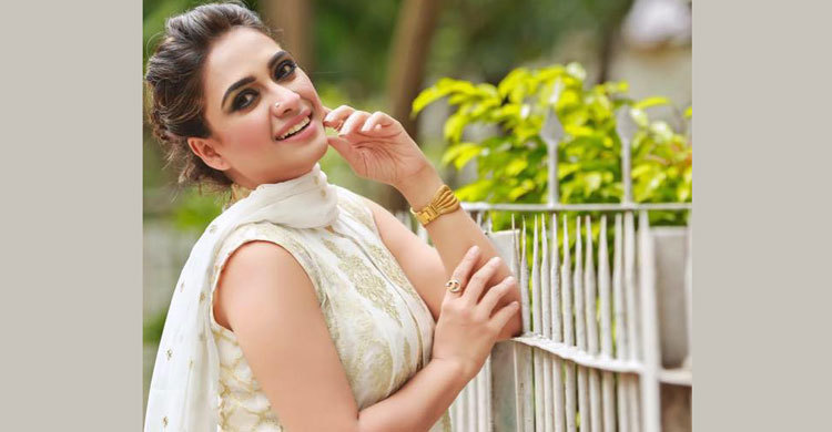 আমব্রিনের পছন্দ বাঙালি খাবার