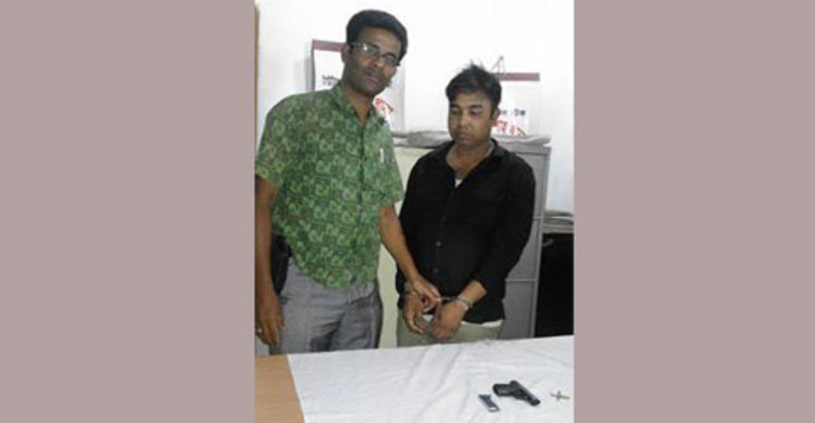চট্টগ্রামে অস্ত্রসহ ভুয়া সাংবাদিক আটক