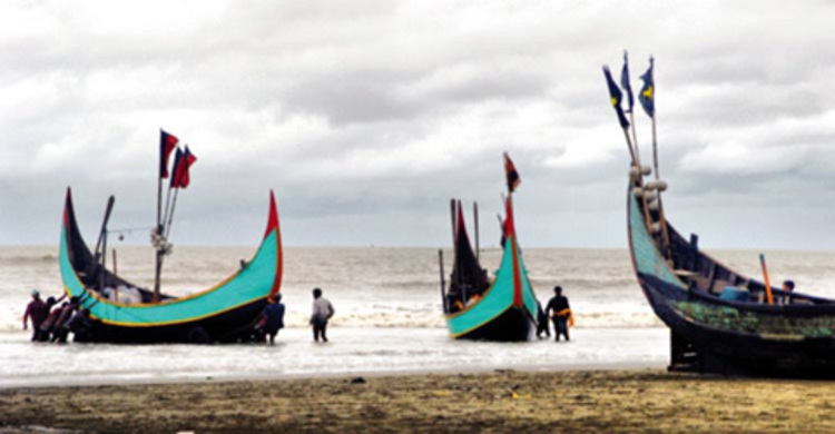 বঙ্গোপসাগরে জেলে বহরে জলদস্যুদের গুলি, নিহত ১