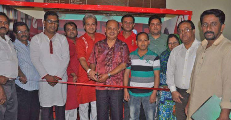 বরিশাল প্রেসক্লাবে রবির ইন্টারনেট কর্নার চালু