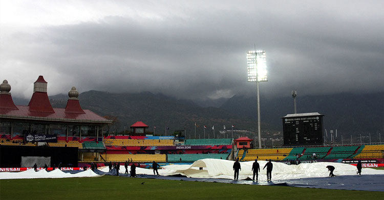 বৃষ্টিতে আবারও খেলা বন্ধ