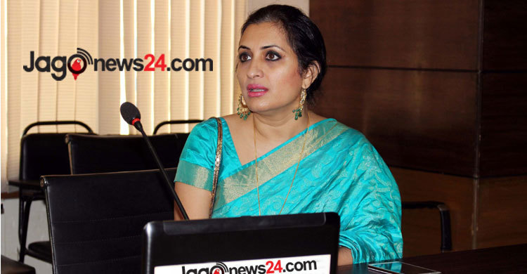 আজ বিপাশা হায়াতের জন্মদিন