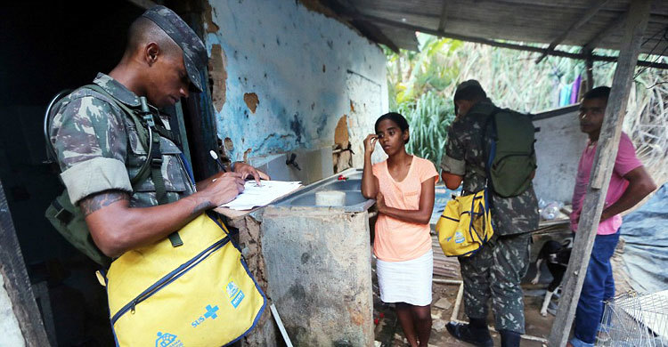 জিকার বিরুদ্ধে লড়তে ব্রাজিলে সেনা মোতায়েন