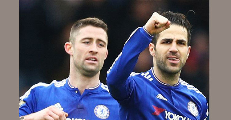 ফেব্রিগাসের গোলে হার এড়ালো চেলসি