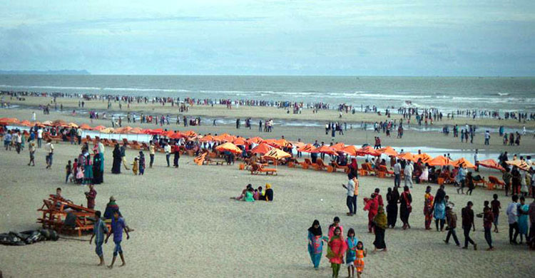 কক্সবাজারে পানির স্তর নামছে : বিপাকে পর্যটন ব্যবসায়ীরা