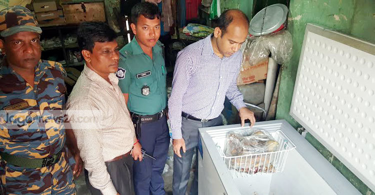 নোংরা পরিবেশে খাবার বিক্রির দায়ে ২ হোটেলকে জরিমানা