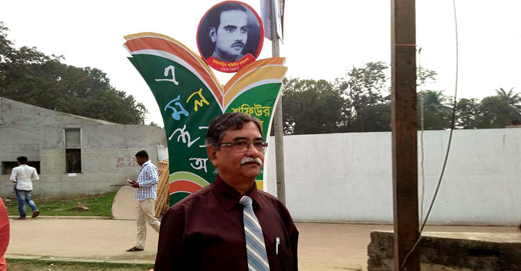 ভারতীয় নাগরিকের চোখে ঢাকার বইমেলাই সেরা