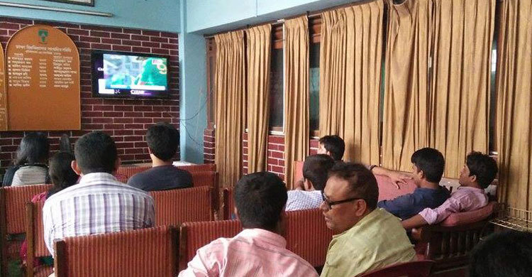 ঢাবির হলগুলো যেন এক একটি মিনি ইডেন গার্ডেন