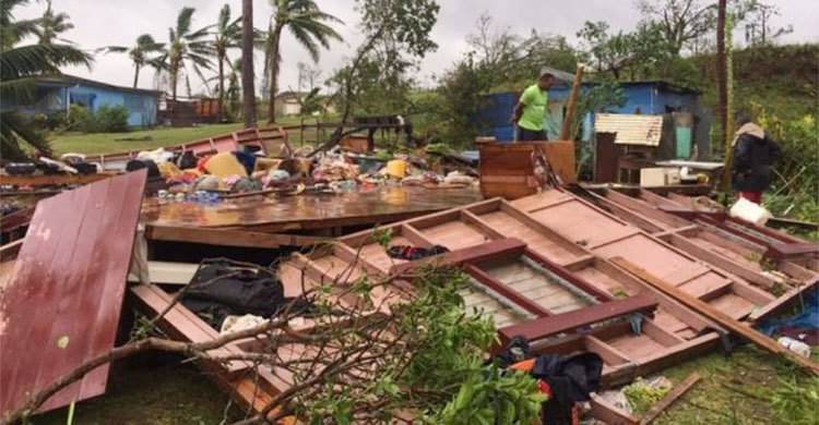 ফিজিতে ঘূর্ণিঝড় উইনস্টনের আঘাতে ব্যাপক ক্ষয়ক্ষতি