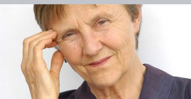 সাহিত্য পুরস্কারের ইমেইল বিশ্বাস করেননি লেখক