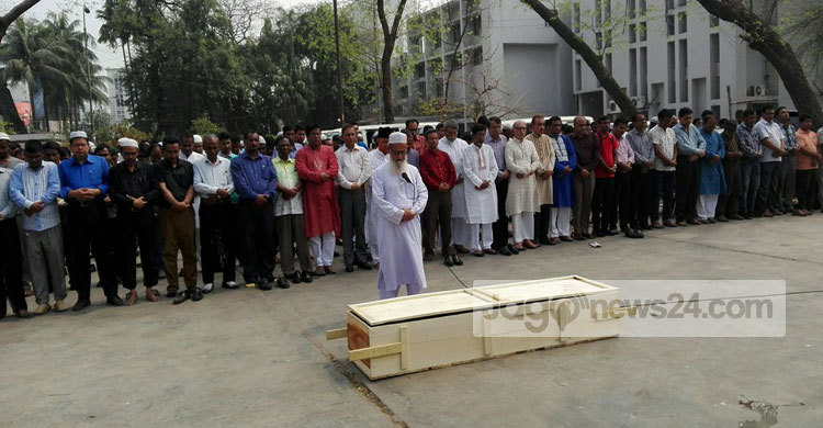 প্রবীণ সাংবাদিক হারুনুর রশীদের জানাযা সম্পন্ন