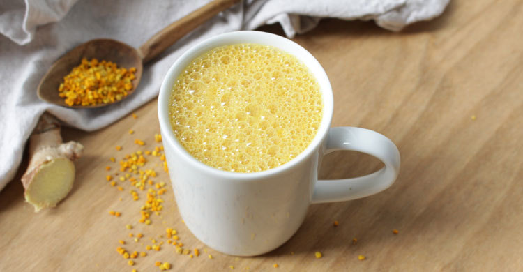 হলুদ দুধের স্বাস্থ্য উপকারিতা