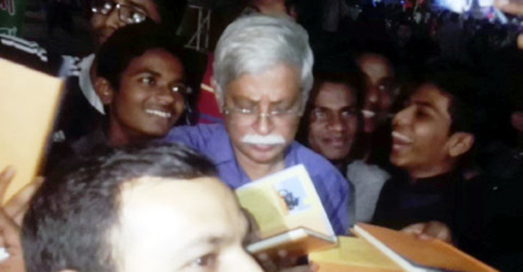 বইমেলায় আসি ওদের ভালোবাসা পেতে