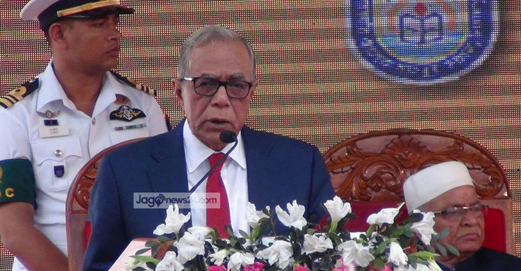 দেশ থেকে সন্ত্রাস ও জঙ্গিবাদ দূর করতে হবে : রাষ্ট্রপতি