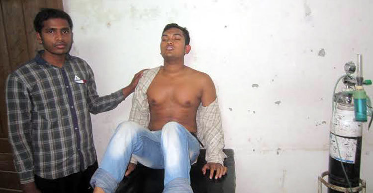 জাবিতে র‌্যাগিংয়ের শিকার হয়ে শিক্ষার্থী মেডিকেলে