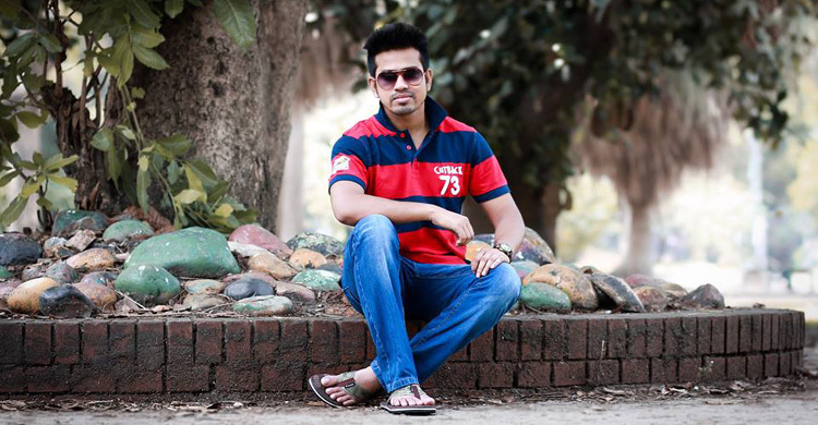 গরমে ছেলেদের স্টাইলিশ জুতা