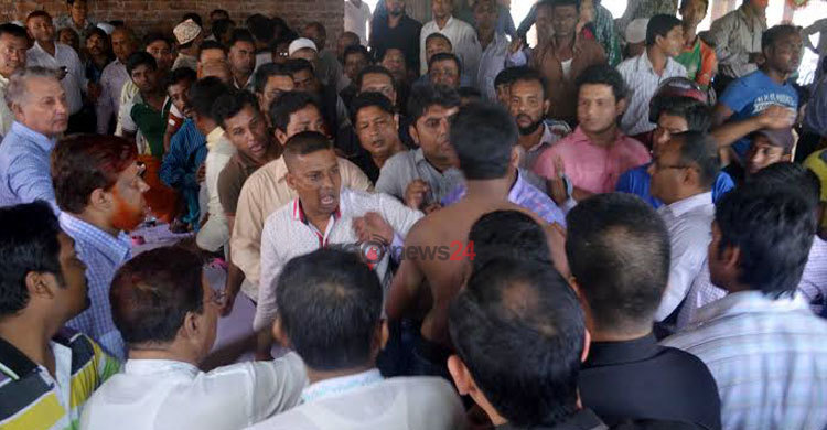 লাকসামে বিএনপির সম্মেলনে সংঘর্ষ, আহত ১৫