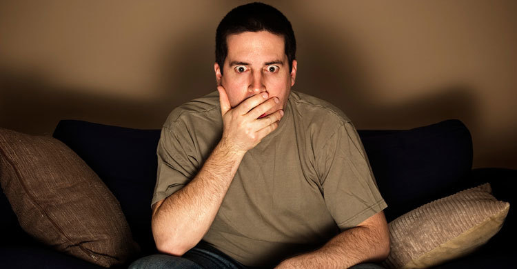 মৃত স্ত্রীকে টেলিভিশনে দেখে আঁতকে উঠলেন স্বামী