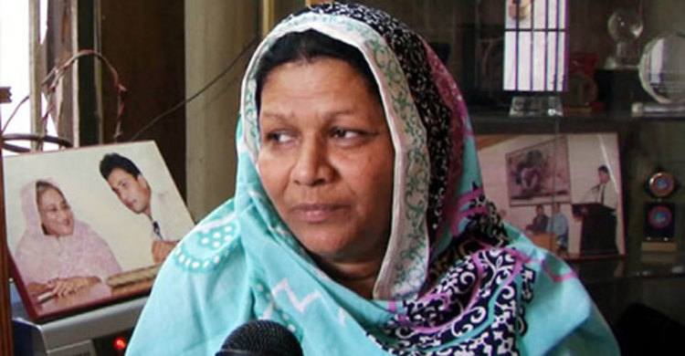 মাশরাফির মায়ের মোনাজাত (ভিডিও)