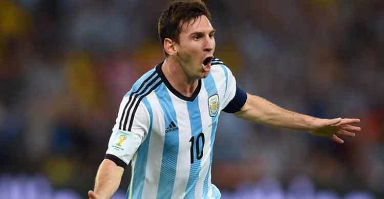 অবশেষে দেশের হয়ে মাঠে নামছেন মেসি 