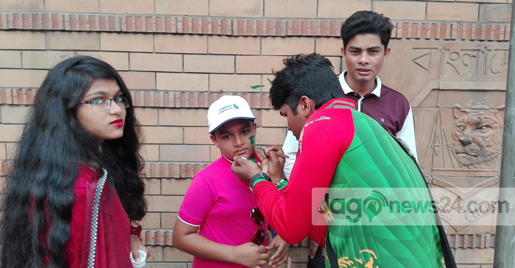 আমিরাতের বিপক্ষেও আগ্রহের কমতি নেই দর্শকদের