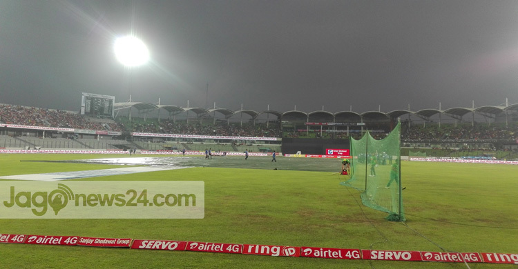 স্বপ্নের ফাইনালে বাগড়া দিতে পারে বৃষ্টি