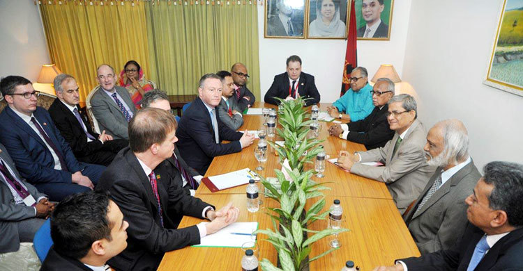 বাংলাদেশের গণতন্ত্র সম্পর্কে উদ্বিগ্ন ব্রিটেন : মঈন খান