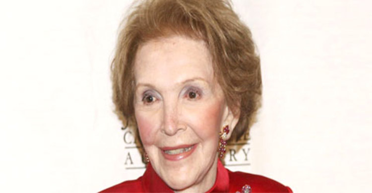 সাবেক ফার্স্ট লেডি ন্যান্সি রিগ্যান আর নেই