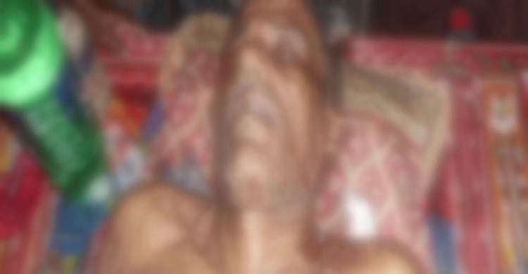 মাদক সেবনে বাধা দেয়ায় শিক্ষককে কুপিয়ে হত্যা