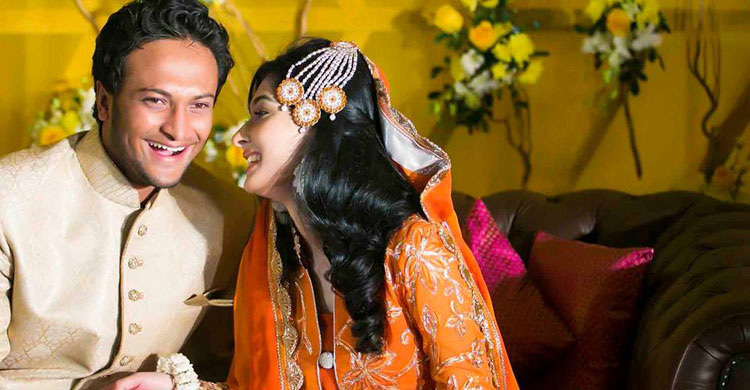 দেশে আসছে সাকিবের রাজকন্যা