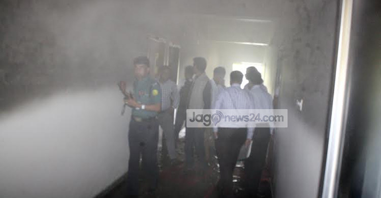 সিলেট সার্কিট হাউসে আগুন : বিচার বিভাগীয় তদন্তের নির্দেশ