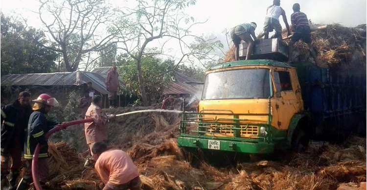 তানোরে বিদ্যুৎস্পৃষ্টে শ্রমিকের মৃত্যু
