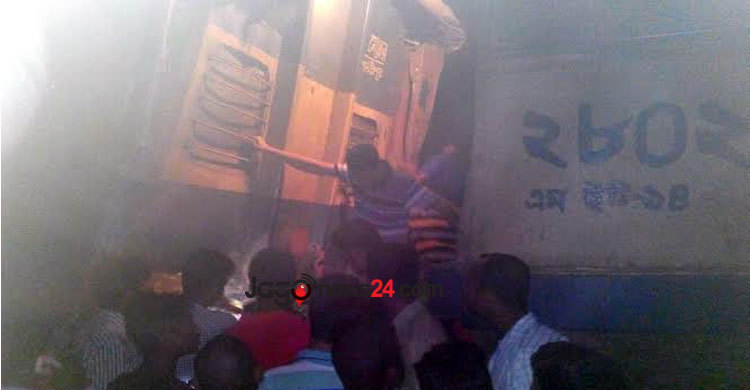 গাজীপুরে দুই ট্রেনের সংঘর্ষে নিহত ১, আহত ৫
