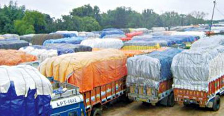 বেনাপোলে আমদানি-রফতানি বন্ধ : ৭ শতাধিক ট্রাক আটকা