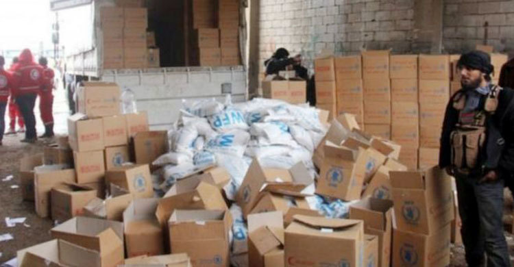 সিরিয়ায় অবরুদ্ধ শহরে বিমান থেকে সাহায্য ফেলেছে জাতিসংঘ