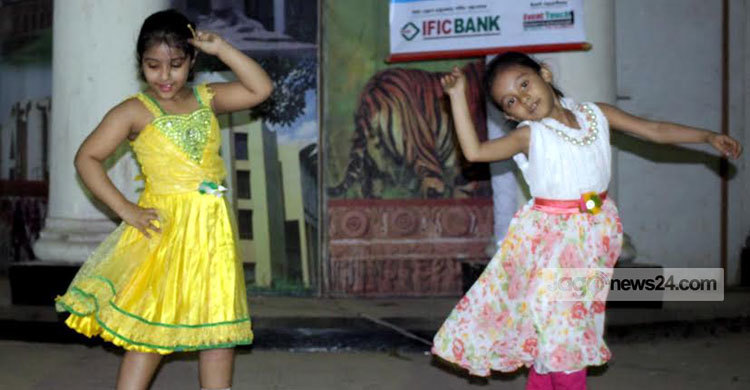 অমন নৃত্য থামানো যায়! 