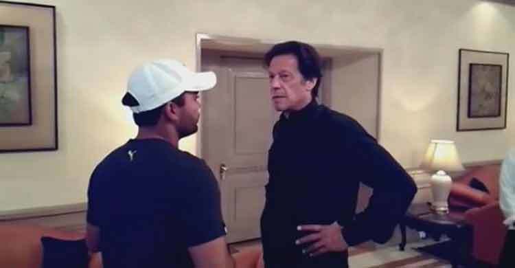 ইমরানের কাছে নালিশ করলেন উমর আকমল! 