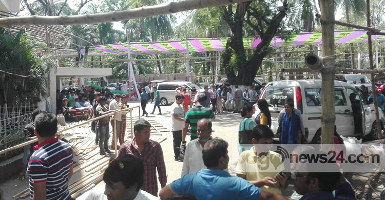 পুরোদমে চলছে কাউন্সিলের শেষ মুহূর্তের কাজ