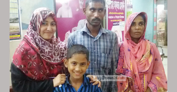 এমরান ফিরে পেয়েছে বাবা-মাকে