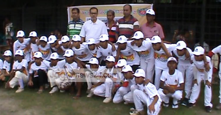 বাগেরহাটে অনুর্ধ্ব-১২ ক্রিকেট উৎসব অনুষ্ঠিত