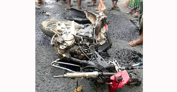 বাহুবলে বাসচাপায় দুই মোটরসাইকেল আরোহী নিহত