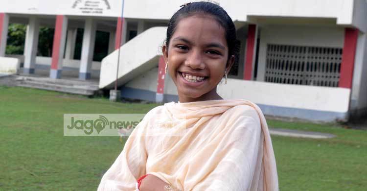 ছবি এঁকে হাদিসার বিশ্বজয়