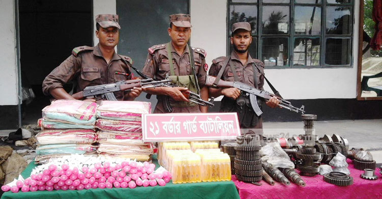 বেনাপোলে বিপুল পরিমাণ ভারতীয় পণ্য জব্দ