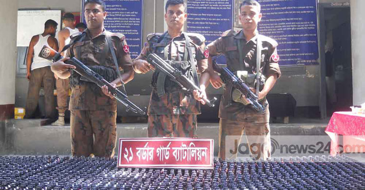 বেনাপোল সীমান্তে ১১৮০ বোতল ফেনসিডিল উদ্ধার