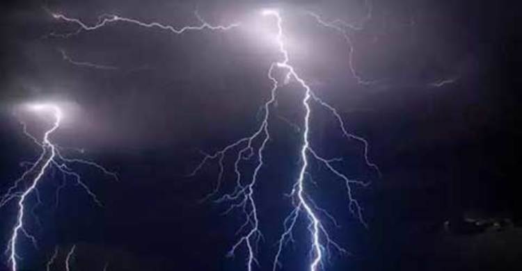 গোবিন্দগঞ্জে বজ্রপাতে যুবকের মৃত্যু