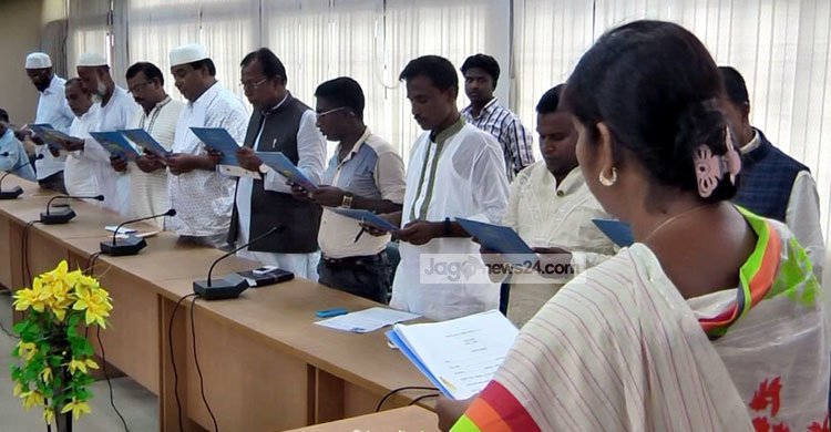 ব্রাহ্মণবাড়িয়ায় ১০ ইউপি চেয়ারম্যানের শপথ গ্রহণ
