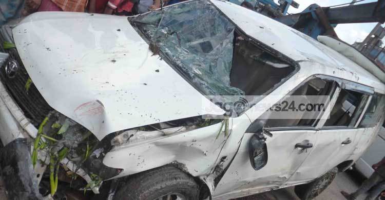 কুমিল্লায় প্রাইভেট কার খাদে পড়ে নিহত ৫