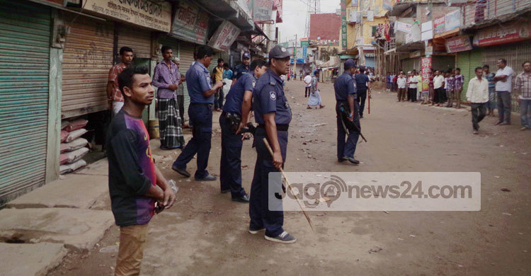 বুড়িচংয়ে ছাত্রলীগের দুই গ্রুপের ধাওয়া পাল্টা ধাওয়া