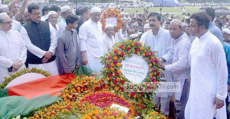 দিনাজপুরে বঙ্গবন্ধুর ঘনিষ্ঠ সহচরের দাফন সম্পন্ন