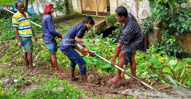 ব্রাহ্মণবাড়িয়ায় অবৈধ গ্যাসলাইন অপসারণ